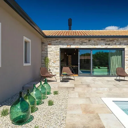 Grotte Holiday home