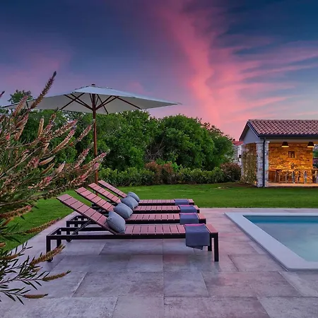 Holiday home Grotte