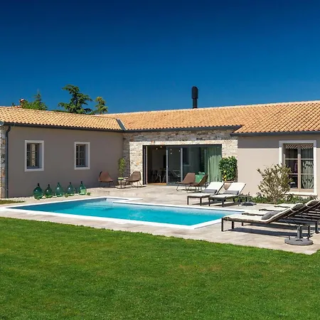 Grotte Holiday home