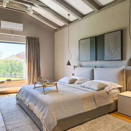 Grotte Holiday home